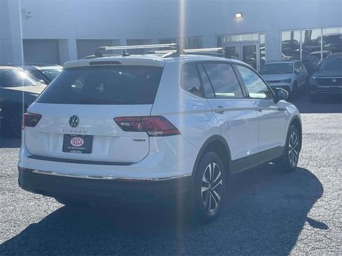 Used 2022 Volkswagen Tiguan S image 6