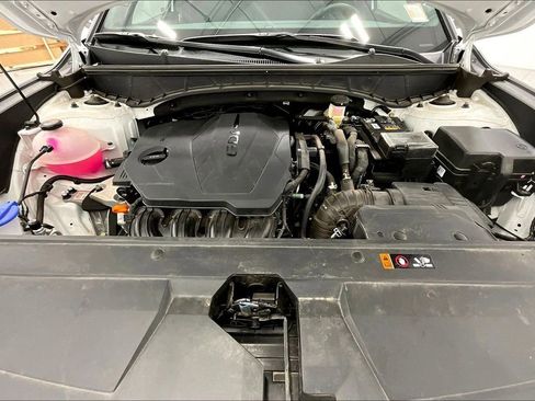 Used 2025 Hyundai Santa Cruz SE image 12