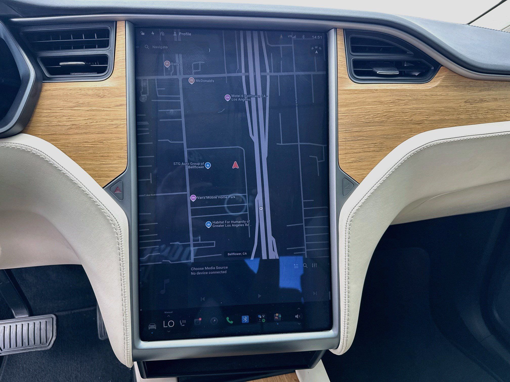 Used 2019 Tesla Model X 100D AWD/4WD image 9