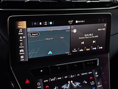 Used 2024 Maserati Grecale GT image 34