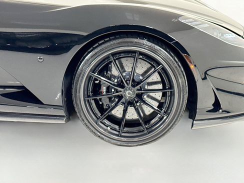 Used 2021 Ferrari 812 GTS RWD image 37