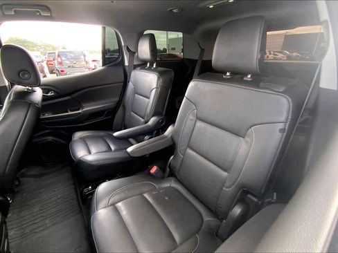 Used 2019 GMC Acadia SLT image 20