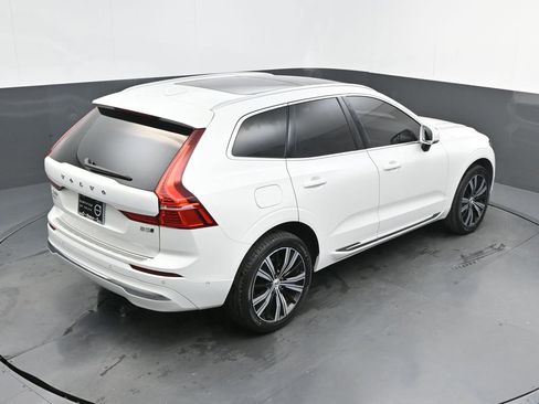 Certified 2023 Volvo XC60 B5 Plus w/ Protection Package Premier image 27