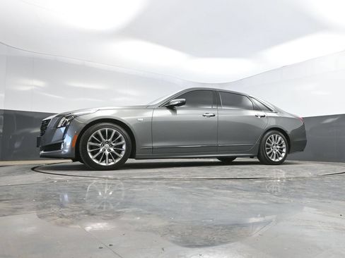 Used 2017 Cadillac CT6 Luxury AWD/4WD image 37