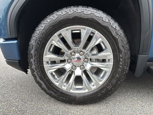 Used 2024 GMC Sierra 1500 Denali w/ Technology Package image 11