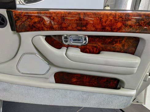 Used 1999 Rolls-Royce Silver Seraph image 34