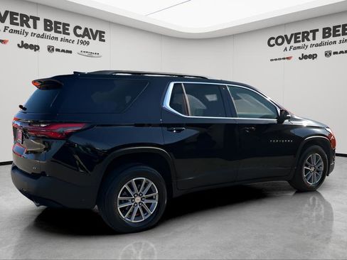 Used 2023 Chevrolet Traverse LT image 10