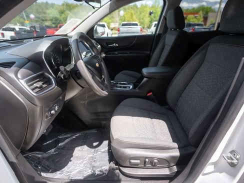 Used 2022 Chevrolet Equinox LT FWD image 10