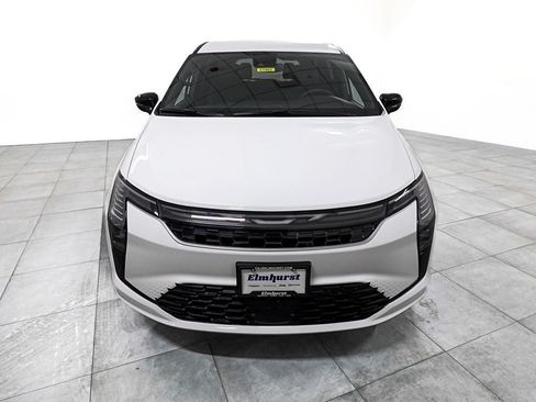 New 2027 Chrysler Pacifica Select FWD image 3