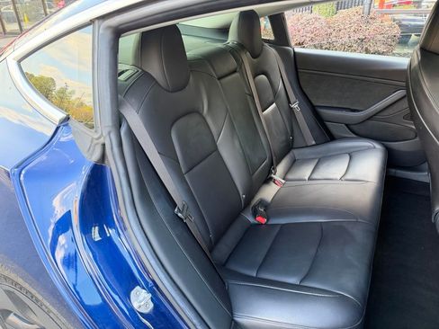 Used 2018 Tesla Model 3 Long Range image 39