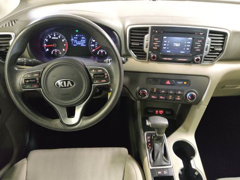 Used 2019 Kia Sportage LX FWD image 22