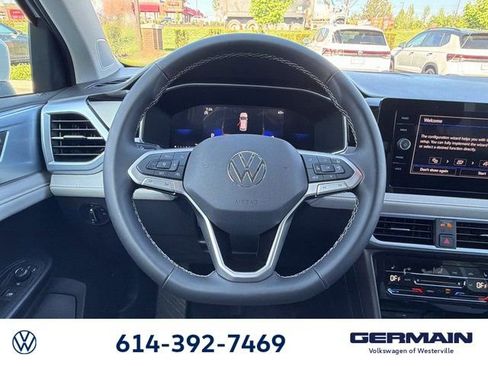 New 2026 Volkswagen Taos SE FWD image 19