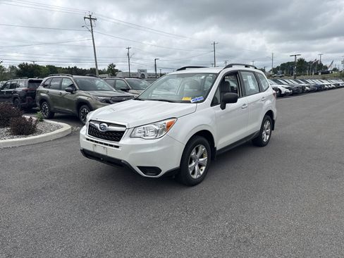 Used 2016 Subaru Forester 2.5i w/ Alloy Wheel Package AWD/4WD image 6