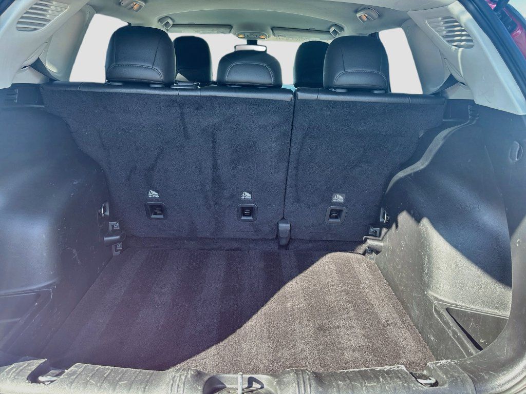 Used 2019 Jeep Compass Latitude w/ Cold Weather Group AWD/4WD image 32