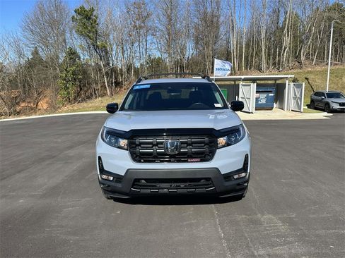 Certified 2024 Honda Ridgeline Sport image 2