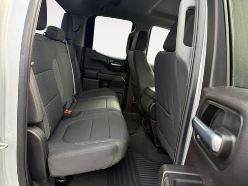 Used 2022 Chevrolet Silverado 1500 Custom RWD image 18