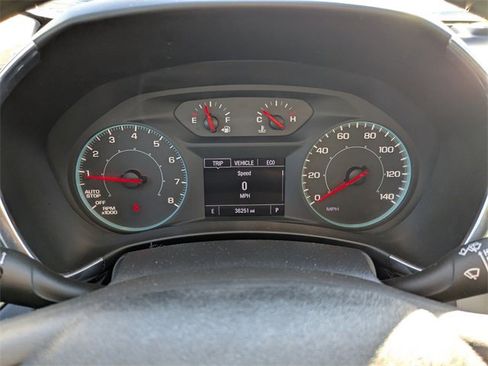 Used 2023 Chevrolet Equinox LS image 28