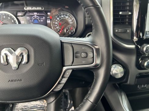Used 2024 RAM 1500 Laramie image 15