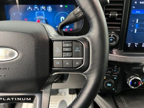 Used 2025 Ford F450 Platinum w/ FX4 Off-Road Package image 27