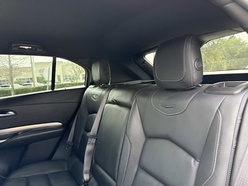 Used 2025 Cadillac XT4 Premium Luxury image 16