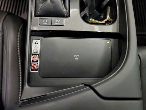 Used 2024 Lexus ES 300h F Sport w/ Accessory Package (Z2) FWD image 29