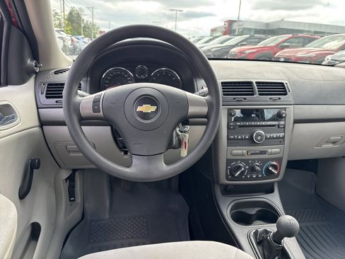 Used 2009 Chevrolet Cobalt LS w/ Protection Package FWD image 2