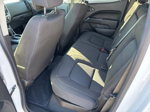 Used 2021 Chevrolet Colorado LT w/ LT Convenience Package image 12