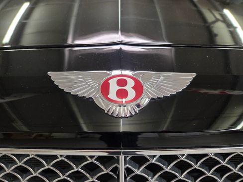 Used 2018 Bentley Flying Spur V8 AWD/4WD image 13
