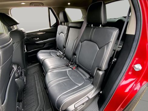 Used 2025 Honda Pilot Elite image 19
