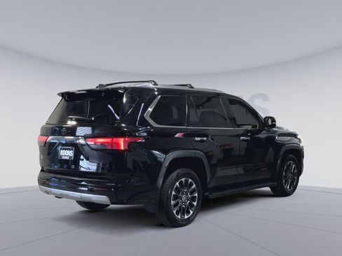 Used 2024 Toyota Sequoia Limited w/ Tow Technology Package AWD/4WD image 11