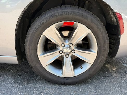 Used 2018 Dodge Charger SXT Plus RWD image 34
