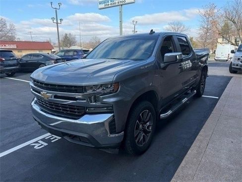Used 2020 Chevrolet Silverado 1500 LT w/ All-Star Edition image 8