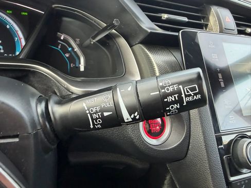 Used 2018 Honda Civic EX-L image 15