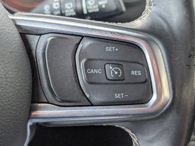 Used 2019 Jeep Wrangler Unlimited Sahara w/ Uconnect 4C Nav & Sound Group AWD/4WD image 25