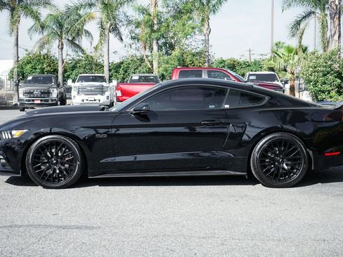 Used 2017 Ford Mustang GT w/ GT Performance Package image 5