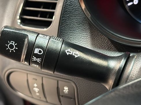 Used 2017 Kia Forte LX FWD image 28