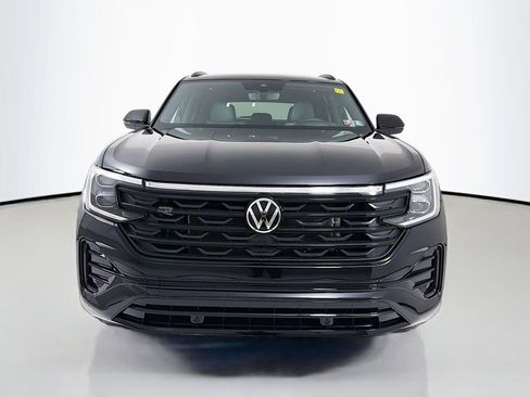New 2026 Volkswagen Atlas Cross Sport SEL R-Line AWD/4WD image 2