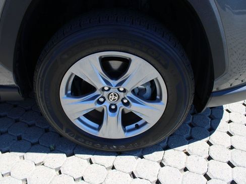 Used 2024 Toyota RAV4 XLE w/ Convenience Package AWD/4WD image 13