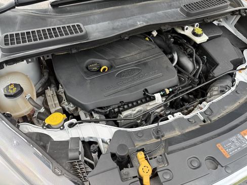 Used 2018 Ford Escape SE w/ SE Sport Appearance Package FWD image 26