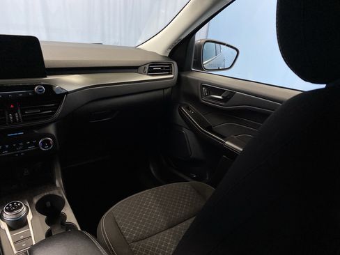 Used 2025 Ford Escape Active image 28