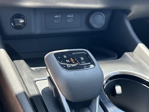 New 2026 Nissan Rogue SV AWD/4WD image 34