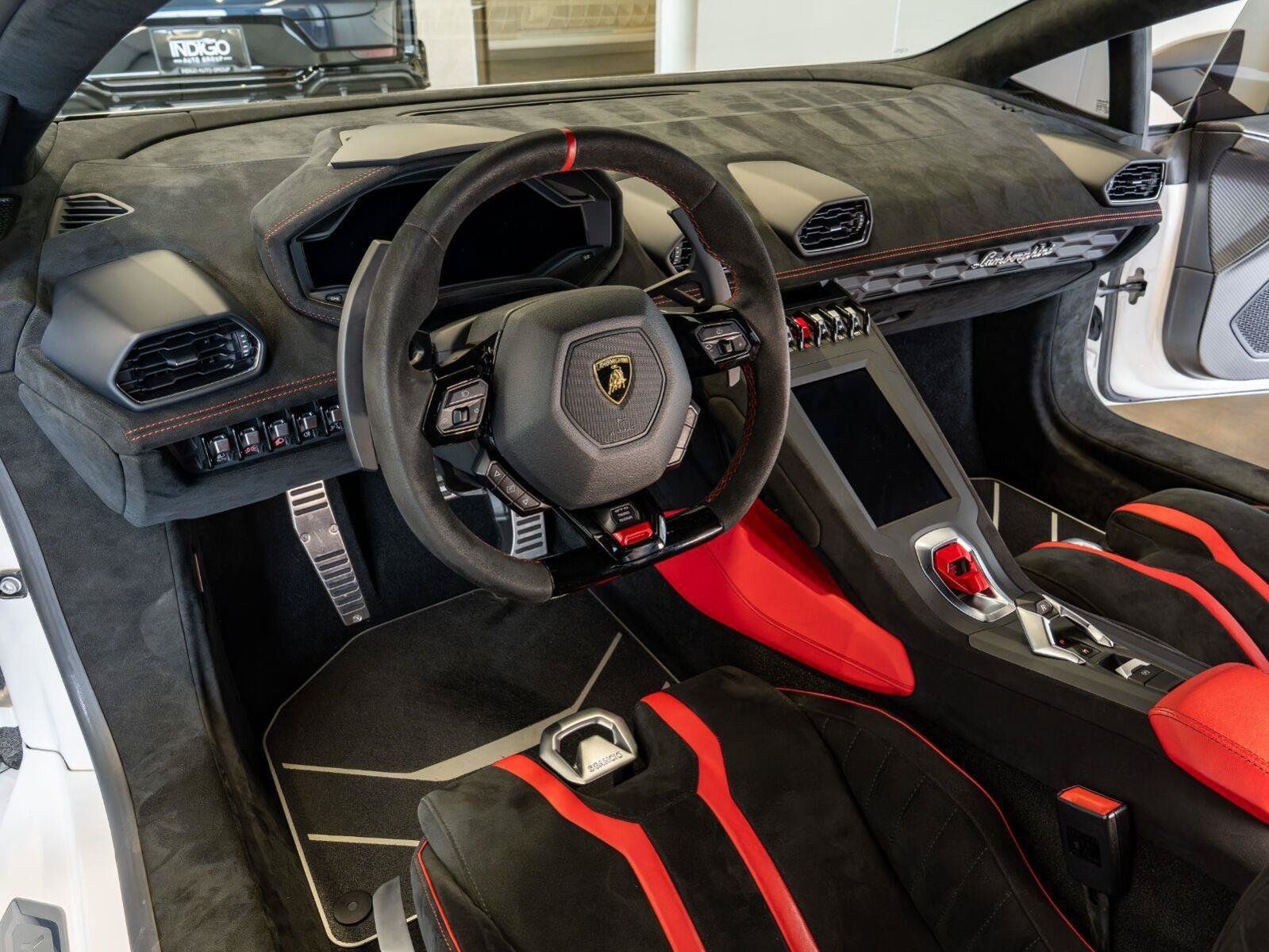 Used 2022 Lamborghini Huracan STO RWD image 63