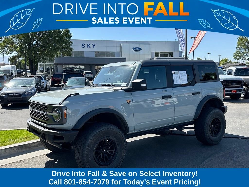 Used 2022 Ford Bronco Badlands AWD/4WD image 1