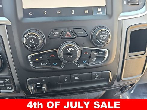 Used 2022 RAM 1500 Classic SLT w/ Electronics Group AWD/4WD image 37