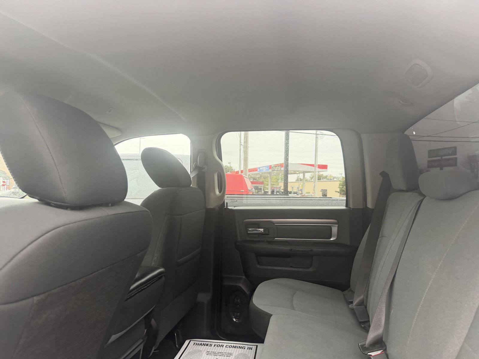 Used 2021 RAM 1500 Classic SLT AWD/4WD image 18