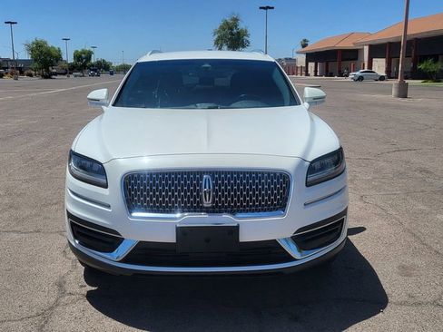 Used 2020 Lincoln Nautilus FWD w/ Equipment Group 101A image 3