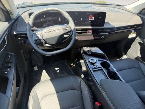 New 2026 Kia EV6 Wind RWD image 15