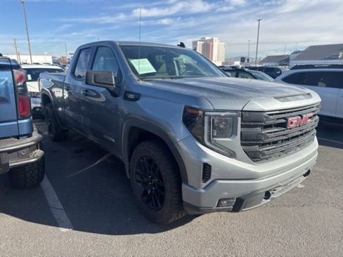 Used 2025 GMC Sierra 1500 Elevation image 17