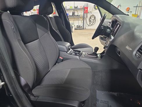 Used 2023 Dodge Charger R/T w/ Performance Handling Group image 10