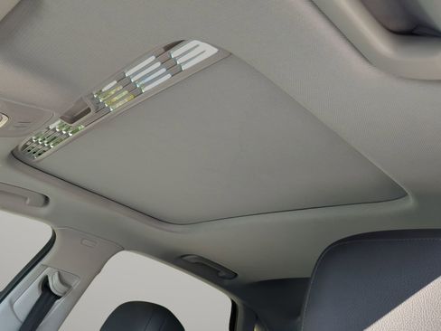 Used 2018 Audi A4 2.0T Premium Plus image 44